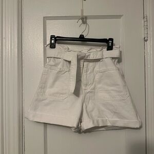 Zara White High-Waisted Women's Shorts Paperbag Size 6 Belted Cuffed Hem